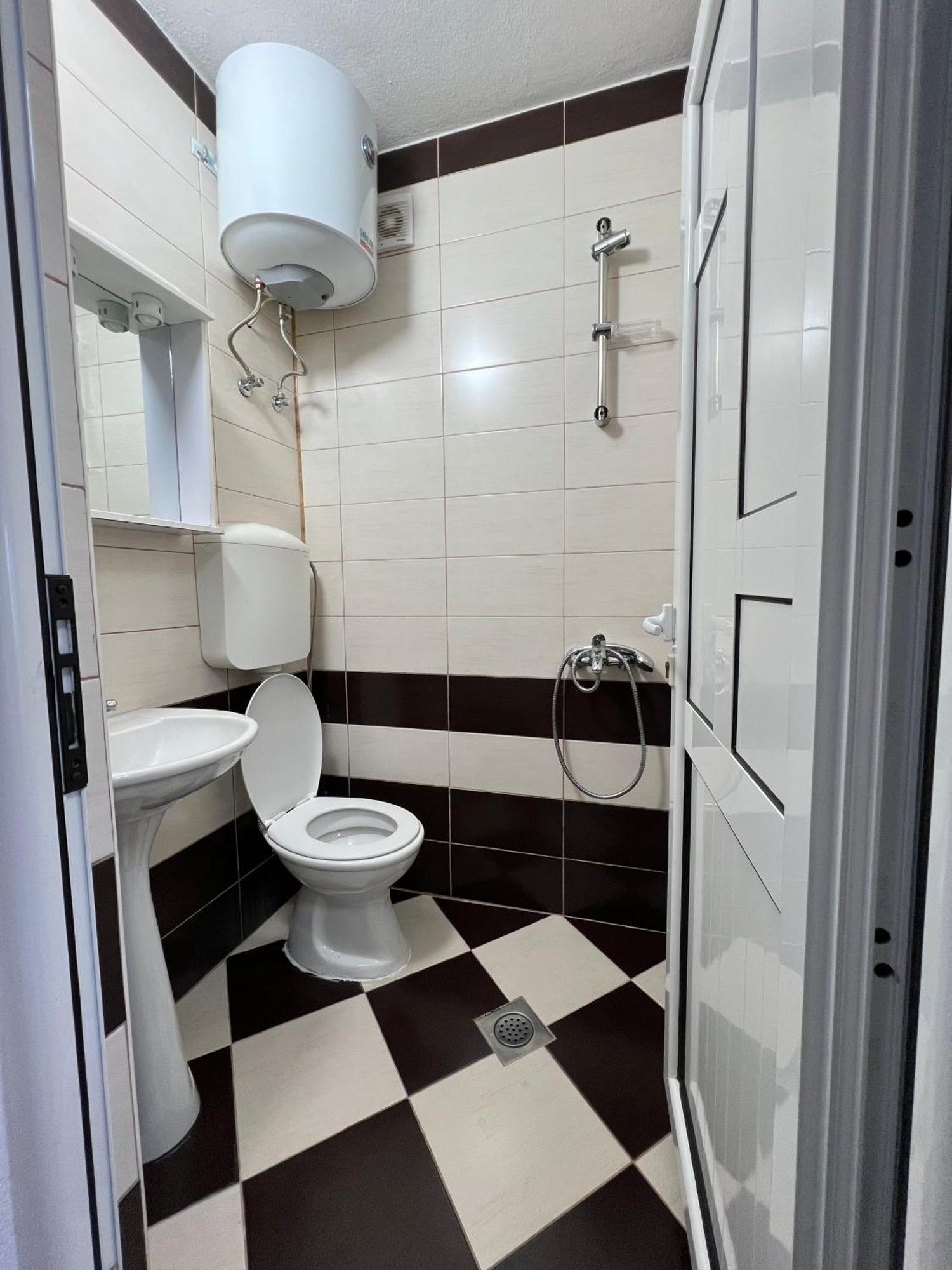 Apartments Zalli 乌尔齐尼 外观 照片