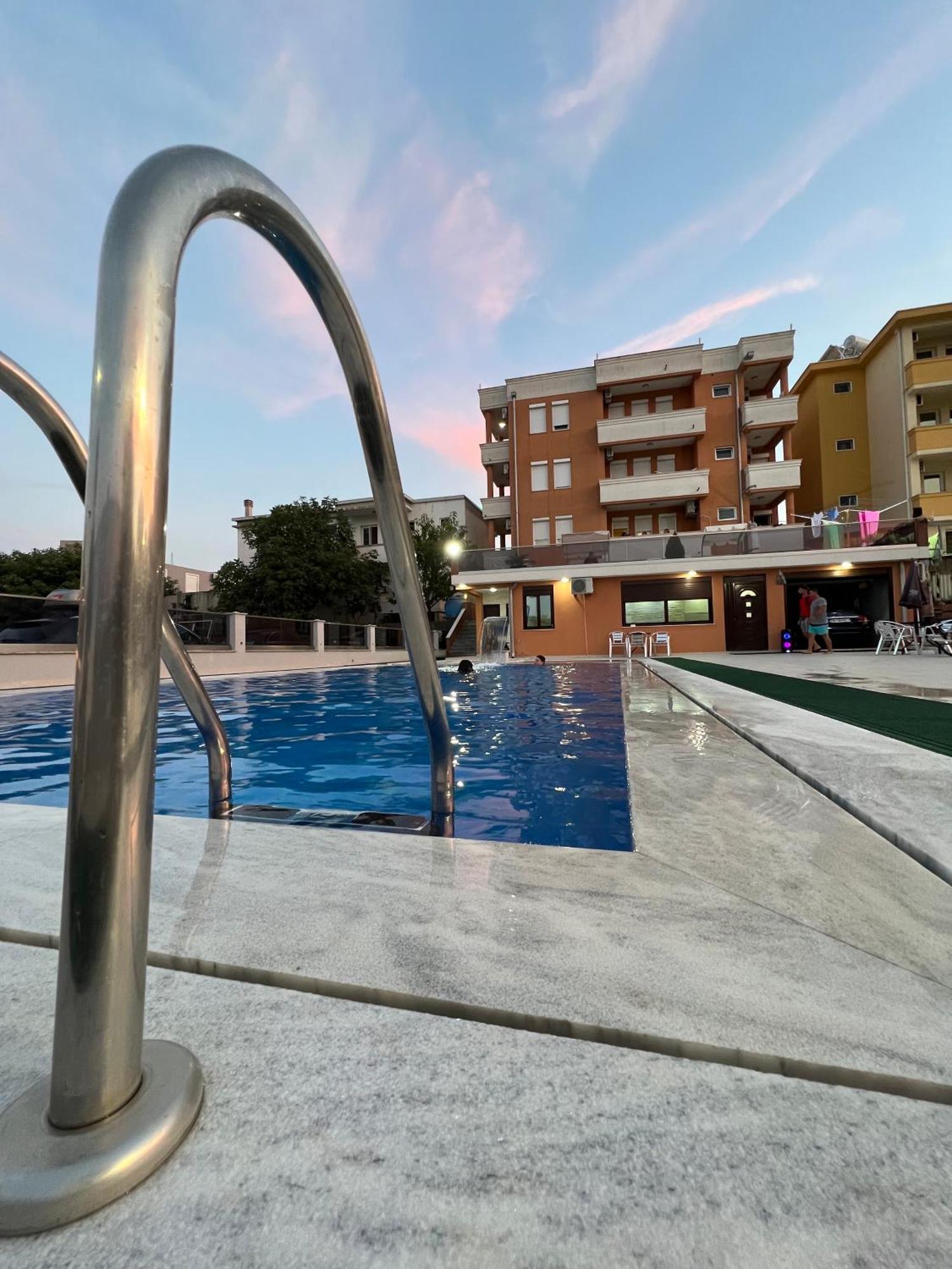 Apartments Zalli 乌尔齐尼 外观 照片