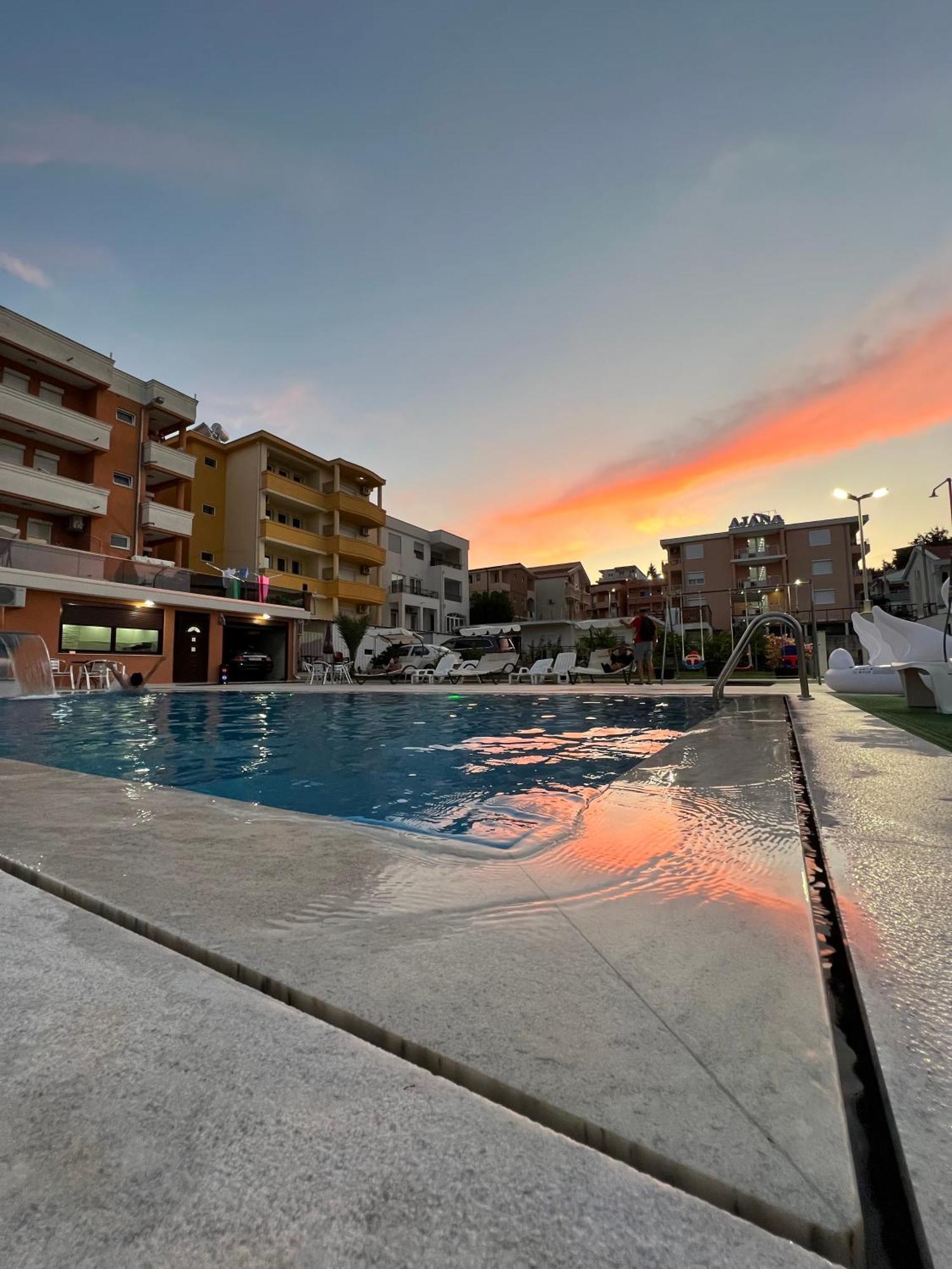 Apartments Zalli 乌尔齐尼 外观 照片