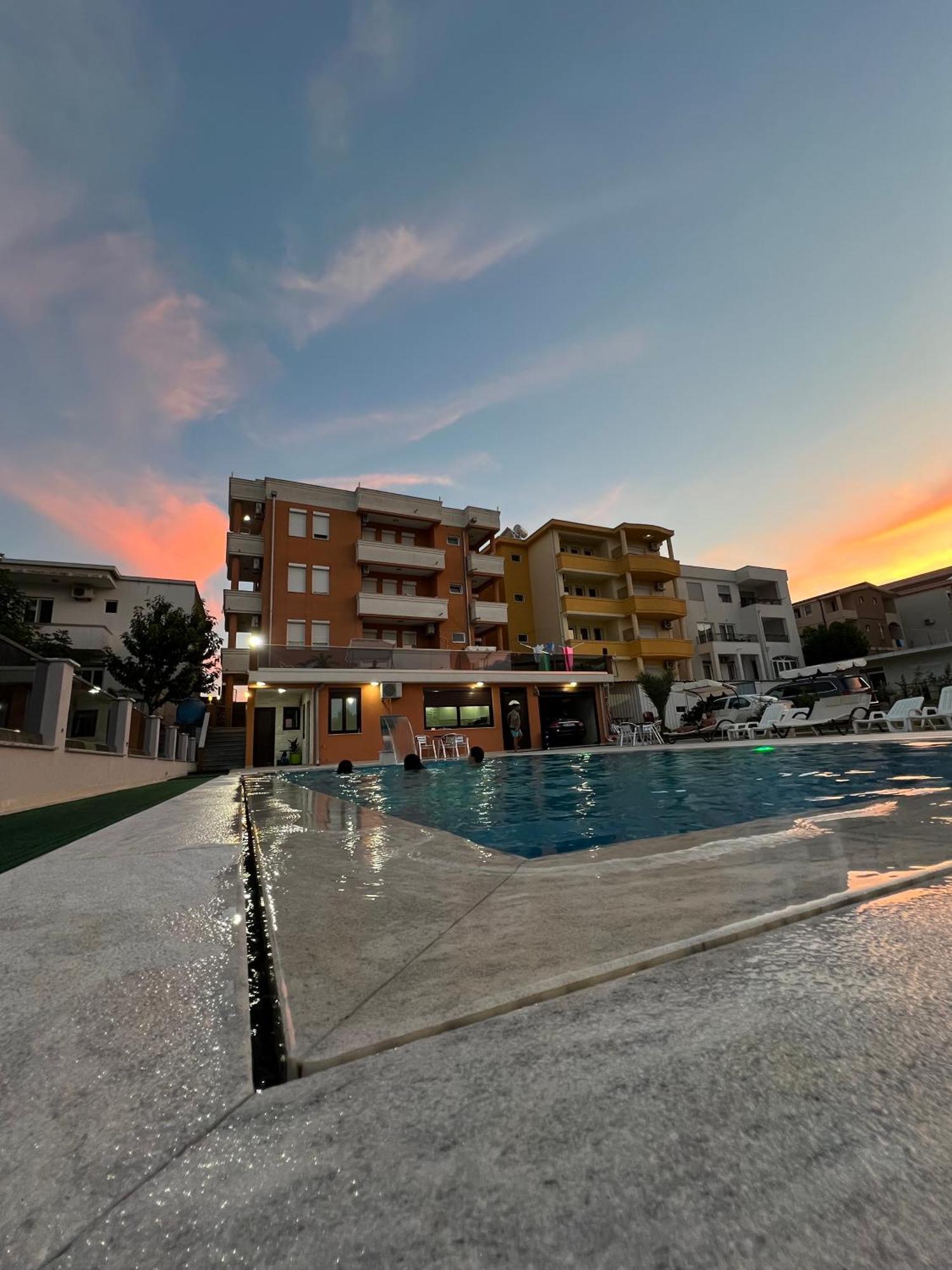Apartments Zalli 乌尔齐尼 外观 照片
